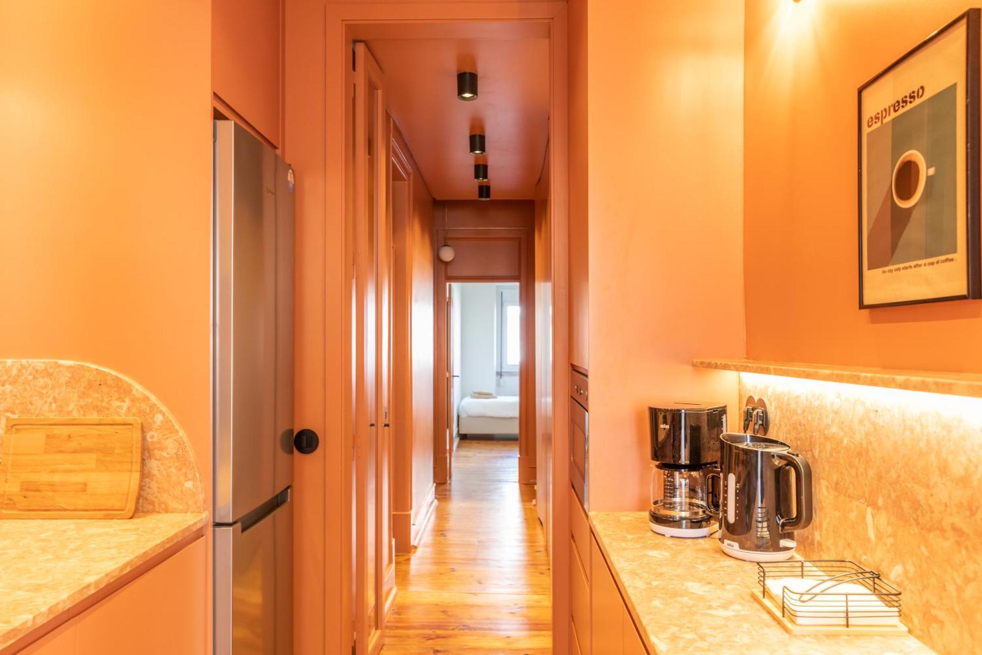 Alvalade 58 - Charming 2 Bedroom Apartment With Ac Near The Airport And City Center Лиссабон Экстерьер фото
